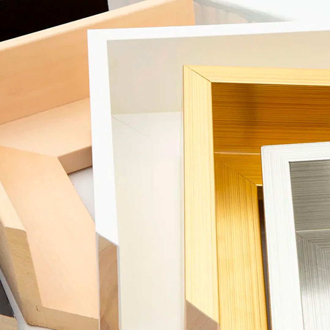 Рамки и Аксесоари